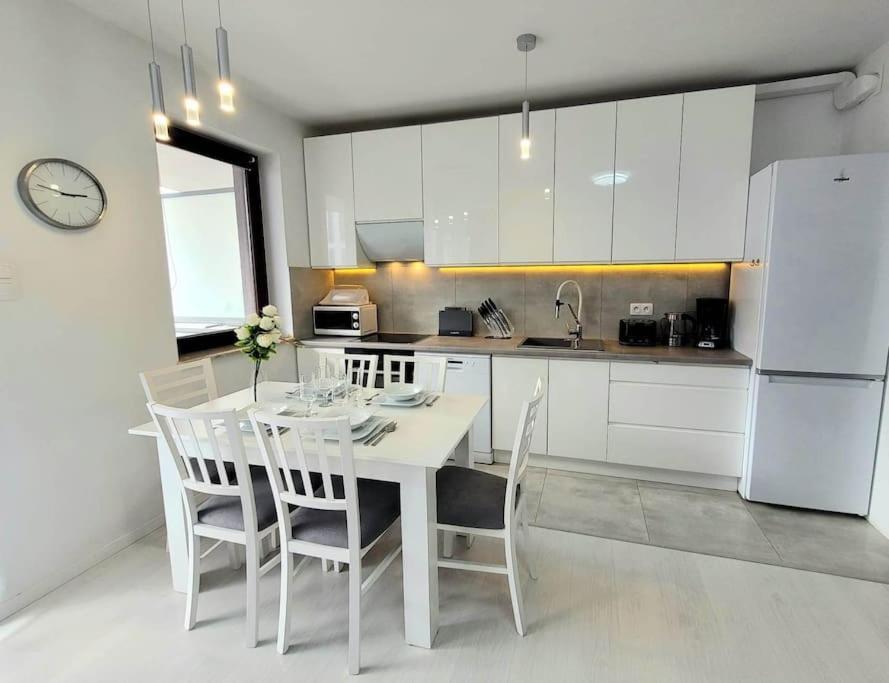 Apartment Sophie 3 Rooms, 2 Bathrooms, 8 Persons كراكوفيا المظهر الخارجي الصورة