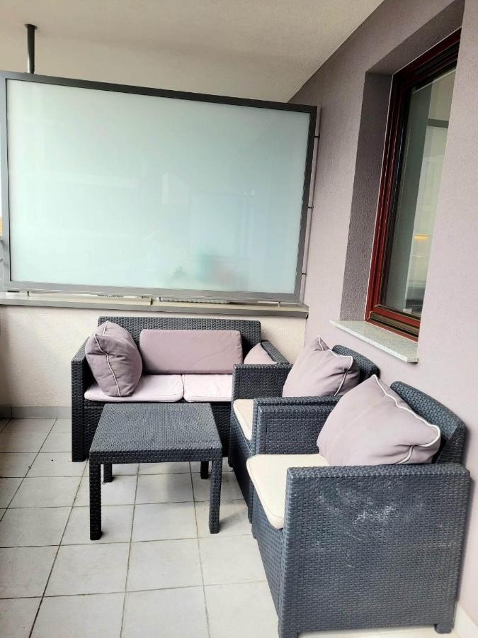 Apartment Sophie 3 Rooms, 2 Bathrooms, 8 Persons كراكوفيا المظهر الخارجي الصورة